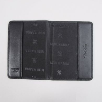 Обкладинка для паспорта з натуральної шкіри Neri Karra 0040.01.01 чорна
